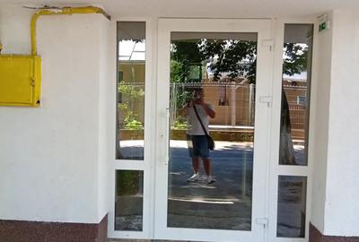 Inchiriez apartament
