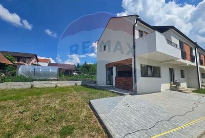 Duplex cu 4 camere cu Teren 222 Mp în Chinteni - 3