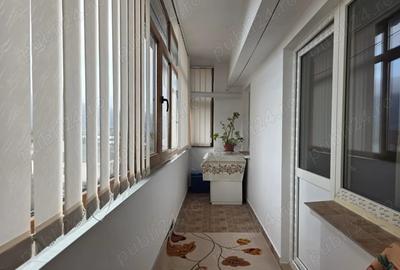 Apartament decomandat 3 camere, 65 m2, etaj 4, Zona Ultracentrala, oras statiune Tg Ocna - 2