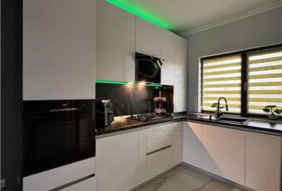 Duplex cu 3 camere cu Canalizare în Aeroport - 3