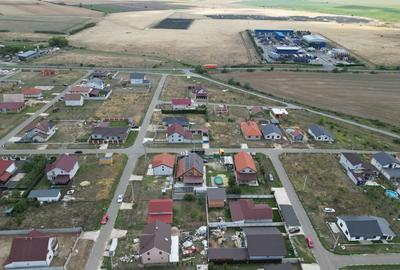 Teren de 500 mp, în Frumușeni - 2