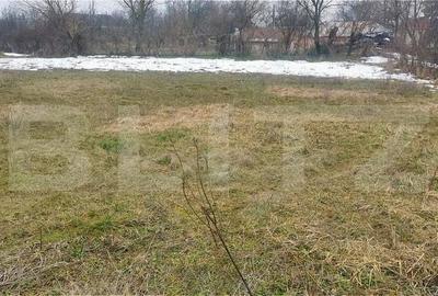 Teren de 2708 mp, în Valea - 1