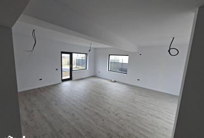 Casă cu 3 camere cu Teren 400 Mp în Berceni - 12