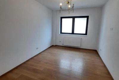 Casă cu 5 camere cu Canalizare în Mihai Bravu - 9