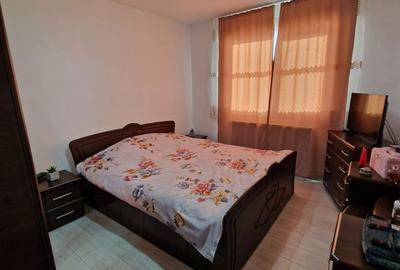 Apartament cu 2 camere decomandat în Micro 6 - 1