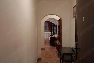 Apartament cu 2 camere decomandat în Drumul Taberei