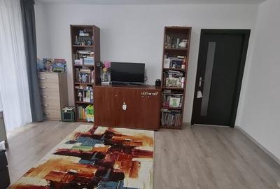 Apartament cu 3 camere semidecomandat în Central - 4