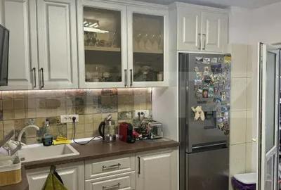 Apartament cu 4 camere decomandat, mobilat în Central - 3