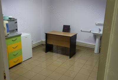 Spațiu comercial, de 20 mp, în Central