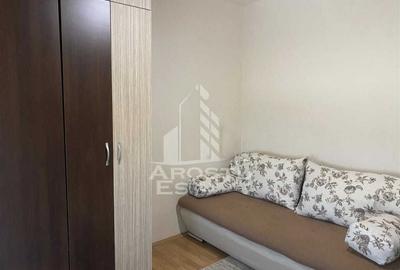 Apartament cu 3 camere semidecomandat în 6 Vânători - 7