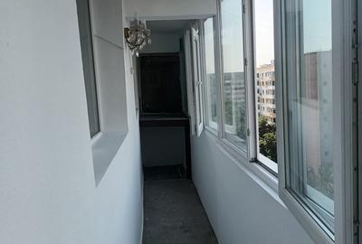 Apartament cu 3 camere decomandat în Doamna Ghica