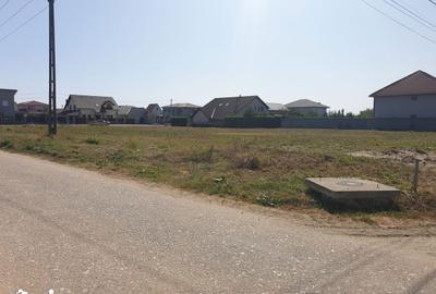 Teren de 700 mp, în Central - 7