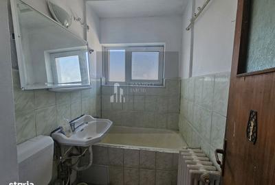 Apartament cu 3 camere decomandat în Progresul - 8