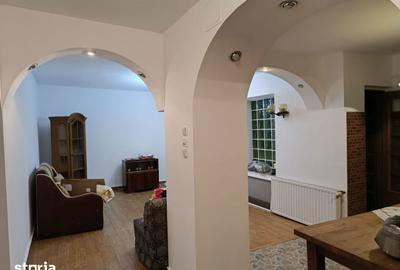 Apartament cu 4 camere decomandat în Est - 2