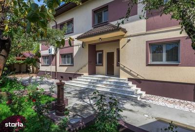 Casă individuală cu 9 camere cu Canalizare în Parcul Circului - 1