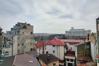 Apartament cu 2 camere semidecomandat în Cișmigiu