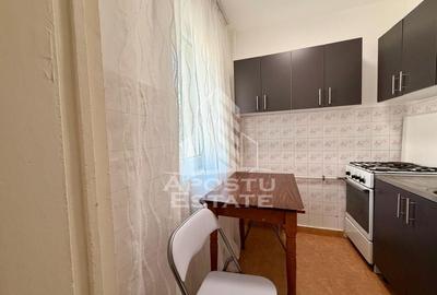 Apartament cu 2 camere semidecomandat, mobilat în Complex Studențesc - 10