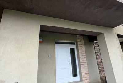 Casă individuală cu 4 camere cu Teren 173 Mp în Tunari - 1