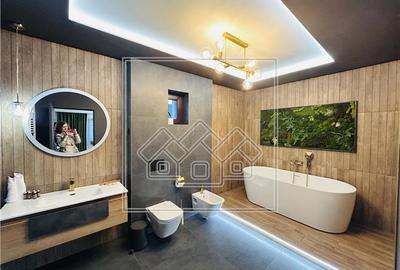 Casă individuală cu 10 camere cu Teren 500 Mp în Lazaret - 36