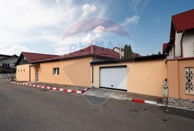 Casă cu 8 camere cu Teren 720 Mp în Central - 2