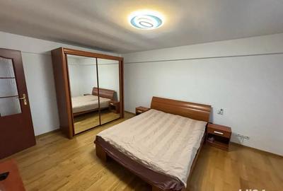 Apartament 3 camere si 2 parcari
