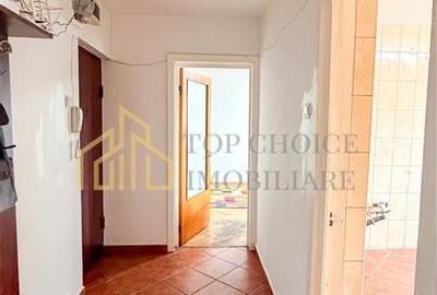 Apartament cu 3 camere semidecomandat, mobilat în Tei - 6