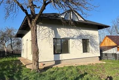Casă cu 7 camere cu Teren 900 Mp în Central - 3