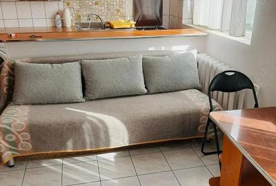 Garsonieră decomandată în CET - 3