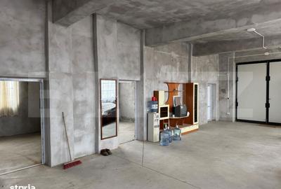 Spațiu comercial, de 700 mp, în Central - 14