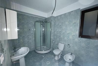 Piata Iancului,imobil S+P+2+M, suprafata 1000mp, 18 camere,parcare - 15