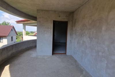 Casă cu 4 camere în Măgura - 2