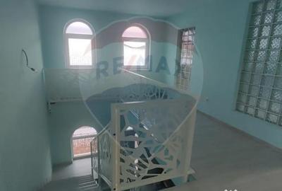 Casă cu 4 camere cu Teren 803 Mp în Oncea - 16