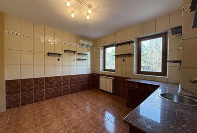 Vila spațioasă în Sisesti | 600 mp | 9 locuri de parcare | Teren 1500 mp - 16