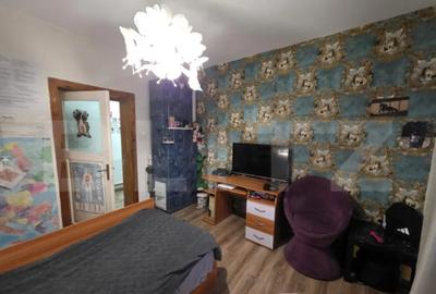 Casă cu 4 camere cu Teren 2700 Mp în Central - 11