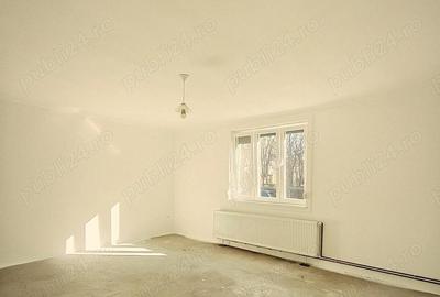 Apartament cu 3 camere semidecomandat în Traian - 3