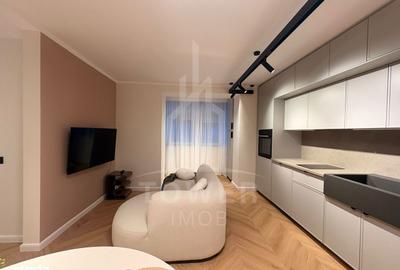 Apartament cu 3 camere decomandat, mobilat în Sub Arini - 2