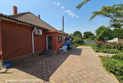 Casa De Vanzare In Comuna Corbu 1500 Mp Teren Put Apa Si Vulcanizare Comision 0 Casa De Vanzare In Comuna Corbu 1500 Mp Teren Put Apa Si Vulcanizare Comision 0 - 23