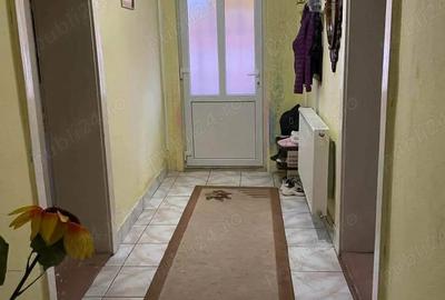 Casă cu 3 camere în Central - 2