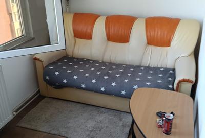 Garsonieră decomandată, mobilată în Tăbăcărie