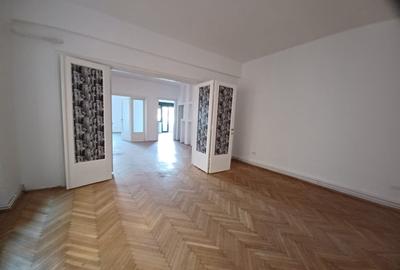 Apartament 5 camere  155 mp - Piata Amzei / Bloc reconsolitat