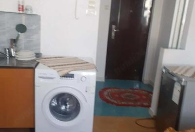 Garsonieră decomandată în Schela - 1