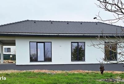 Casă cu 4 camere cu Teren 814 Mp în Groși - 11