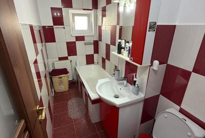 Apartament cu 2 camere decomandat în 13 Decembrie - 5