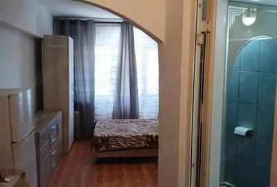 Garsoniera de vanzare
