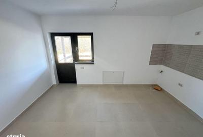 Casă cu 3 camere cu Teren 420 Mp în Tomești - 9