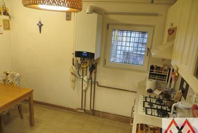 Apartament cu 2 camere decomandat în 13 Septembrie - 5
