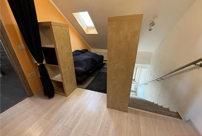 Apartament cu 3 camere decomandat, mobilat în Central