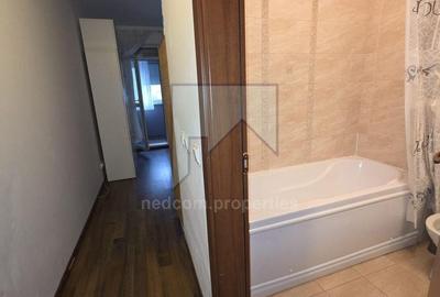 Apartament cu 3 camere semidecomandat în Chiajna - 3