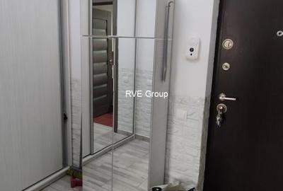 Garsonieră în Titan