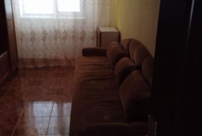 Apartament cu 2 camere decomandat în 9 Mai - 7
